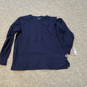 Uniform Advantage Butter soft long sleeve scrub tops. Navy blue. Size xl